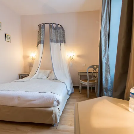 Отель Le Peu Breton Сент-Мари-де-Ре