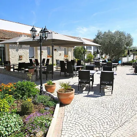 Le Peu Breton 3* Сент-Мари-де-Ре