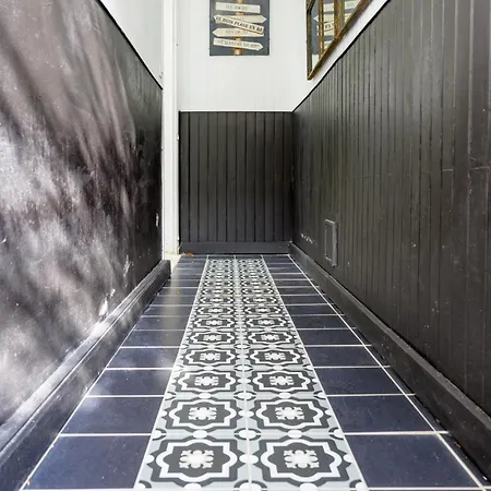 Le Peu Breton Hotel 3*