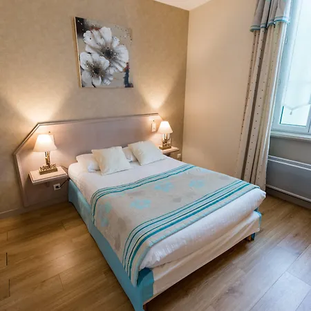 Hotel Le Peu Breton 3*