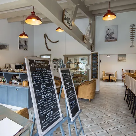 Hotel Le Peu Breton 3*