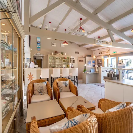 Hotel Le Peu Breton 3*