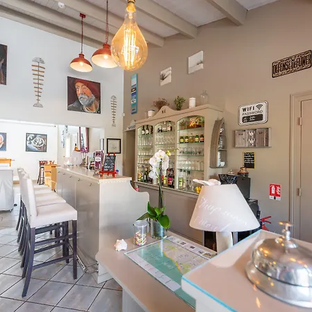 Le Peu Breton Sainte-Marie-de-Re