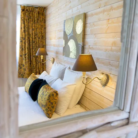 Le Peu Breton 3*